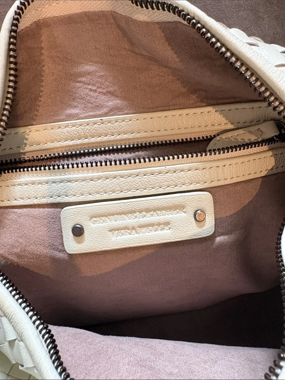 Italian LeatherVera Pelle Cream Woven Hobo Bag